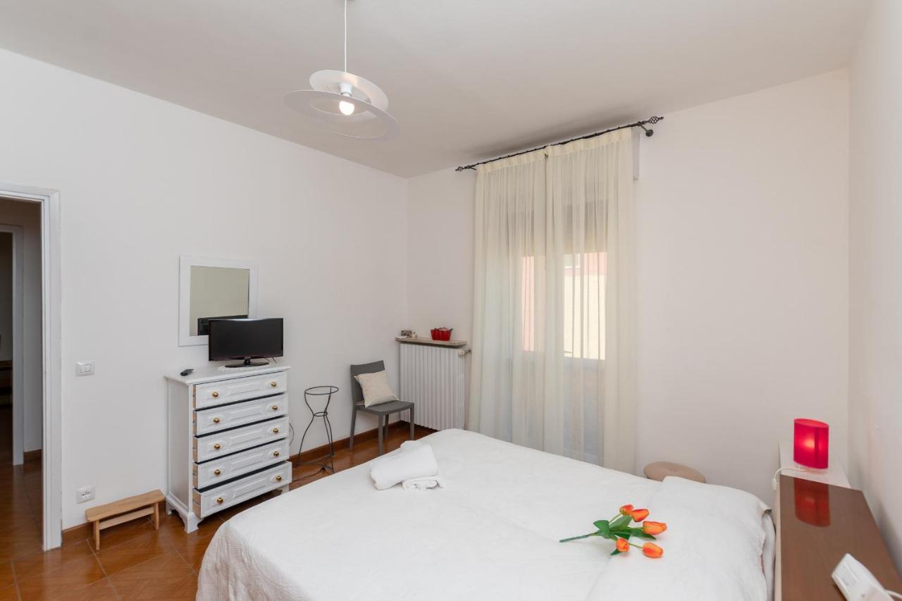 Casa Di Luce - Happy Rentals Desenzano del Garda Ngoại thất bức ảnh